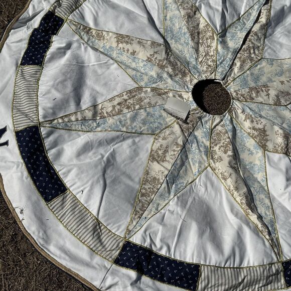 Trimsetter By Dillard’s Nautical Navy Ocean Christmas Tree Skirt 60” NWT - Picture 4 of 6